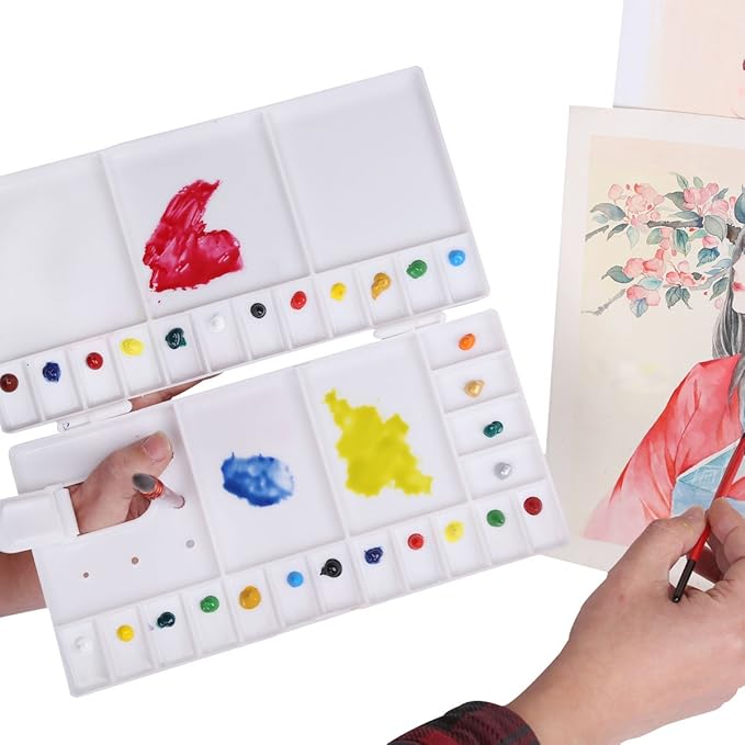 Transon Paint Palette Box 33 Wells for Mixing Gouache, Acrylic and Oil Paint with 1 Paint Brush
