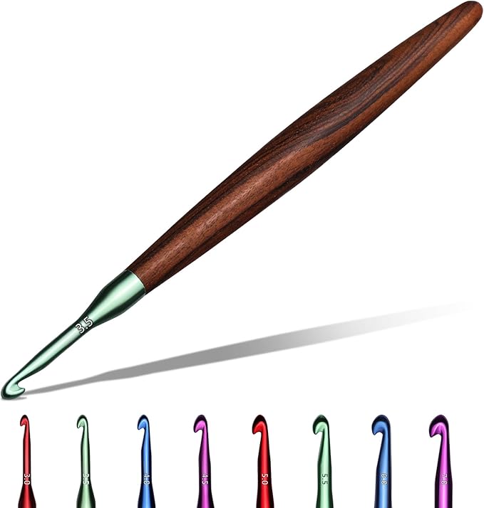 Giwrmu Crochet Hooks, 3.5mm Ergonomic Crochet Hook, Available in 3mm-7mm, Colored Aluminum Crochet Hook with Wooden Handle Crochet Needle for Crocheting Yarn