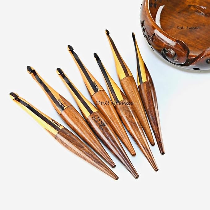 DnU Avenue Multicolor Wooden Crochet Hooks Set of 7 (4MM–10MM) with Yarn Bowl | Ergonomic Crochet Hooks for Arthritic Hands | Comfortable Wooden Crochet Needles | Perfect Gift for Crochet Lovers