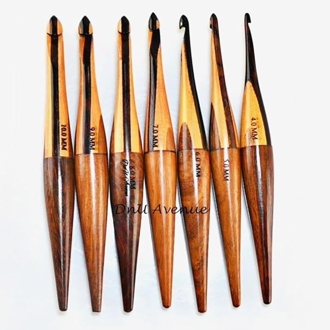 DnU Avenue Crochet Hooks for Arthritic Hands, Multi Color Wooden Ergonomic Crochet Hooks Set of 7 Size 4MM to 10MM | Sustainable Rosewood, Neemwood, Sheesham Wood | for Crochet Lovers