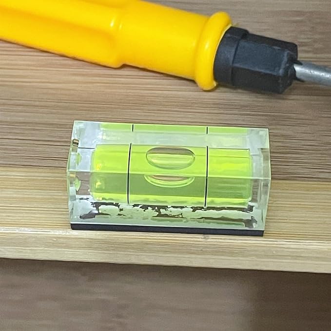 2Pcs Bubble Spirit Level with Magnetic Base 15x15x40mm Single Line Small Square Bubble Levels Measuring Layout Tools Levels