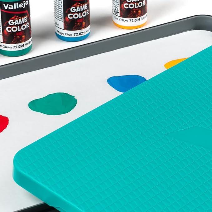 Vallejo - Wet Palette Pro Pinter Size for Miniature and Acrylic Painting Bundle, Includes 2 Hydration Sponge, 30 Moisture Paper and a Well Palette - Keeps Your Acrylic Paint Wet