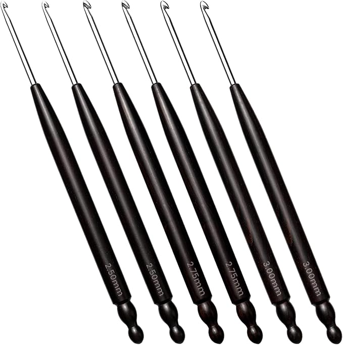 Hssugi Crochet Hooks, 6PCS 2.5mm, 2.75mm, 3.0mm Small Crochet Hooks for Arthritic Hands, Ergonomic Hook Knitting Needles for Beginners DIY, Experienced Lovers
