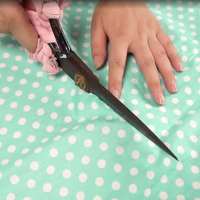 7Pcs 9.8" x 9.8"(25 * 25CM) Cotton Fabric DIY Making Supplies Quilting Patchwork Fabric Fat Quarter Bundles DIY for Quilting Cotton Patchwork Cushions (Love Start, 9.8" x 9.8")
