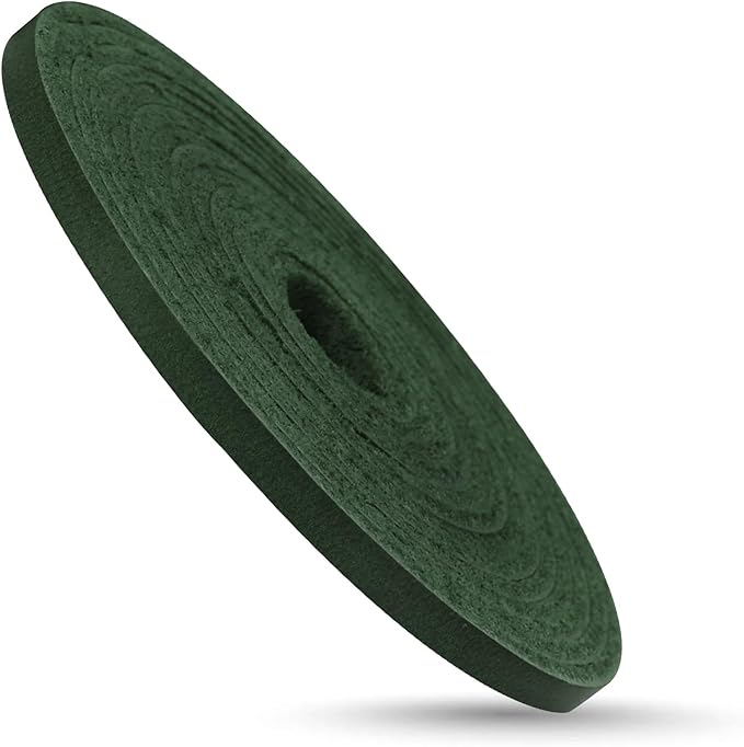 Ringsun 1/8 Inch Wide Flat Leather Strips for Crafts, Shoe Laces Boot Laces Full Grain Leather Straps Cord String for Crafts, Tooling (2mm Thick 72.5 Inches Long Green)
