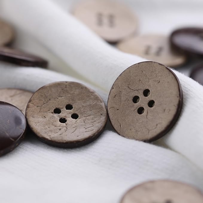 15mm Brown Natural Coconut Shell Buttons 3/5 inch 4 Holes Button Coconut Shell Buttons for Crafts Sewing Wooden Buttons for DIY Crafts 100PCS