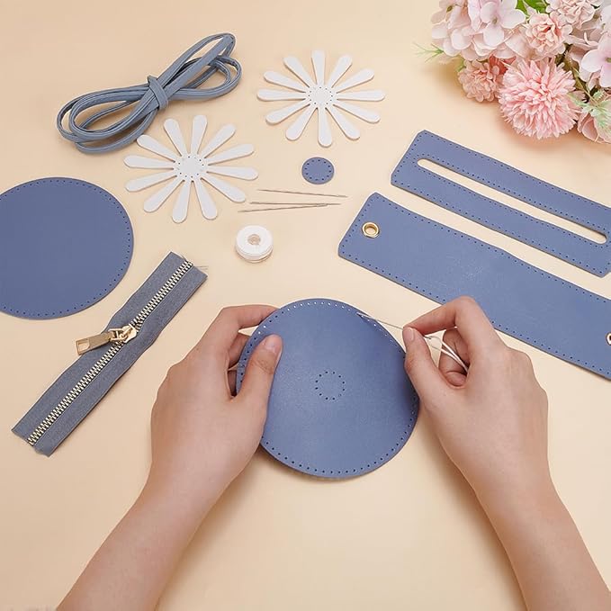WADORN DIY Purse Sewing Kit, DIY Crafts Lovely Shoulder Bag Sewing Materials Cute Daisy Flower Sewing Pattern Round Bag Kit for Handmade Purse Making Accessories Birthday Xmas Valentine Gift, Blue
