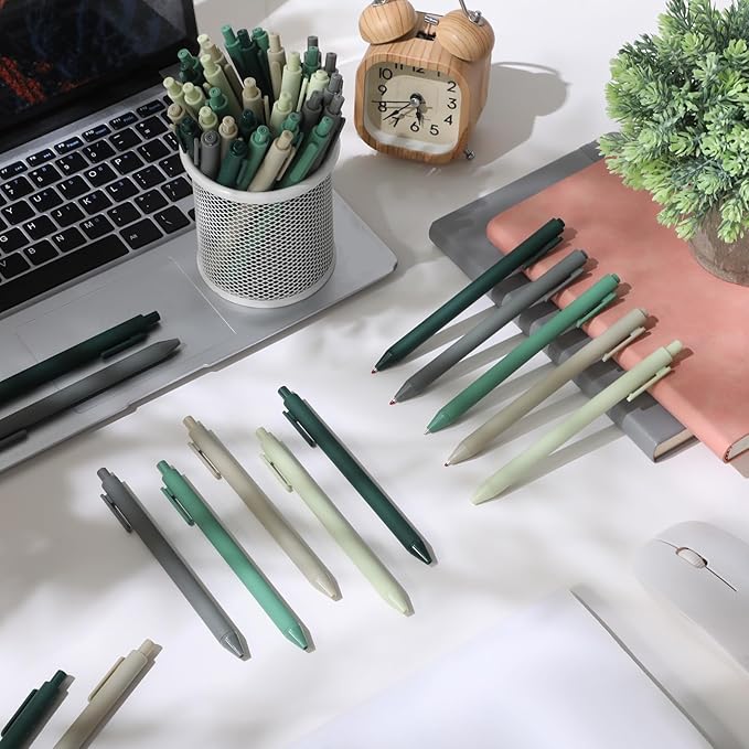 Crtiin 50 Pcs Gel Ink Pens Bulk, Black Ink 0.5mm Fine Point Retractable Pen Smooth Writing Office Supplies for Teacher Server Nurse Christmas Charity Donation Valentine (Green Series)