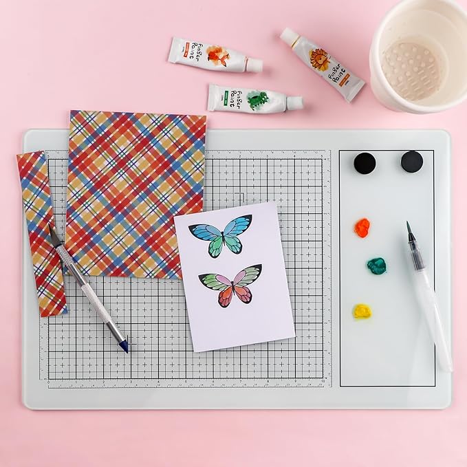 BAOFALI Magnetic Glass Craft Mat; 15.75"x10.24"Heat Resistant Glass Media Cutting Mat W/MagnetsGridlines and Measurements; for Cutting, Stamping, Mixed Media, Heat Embossing and Hot Glue Projects