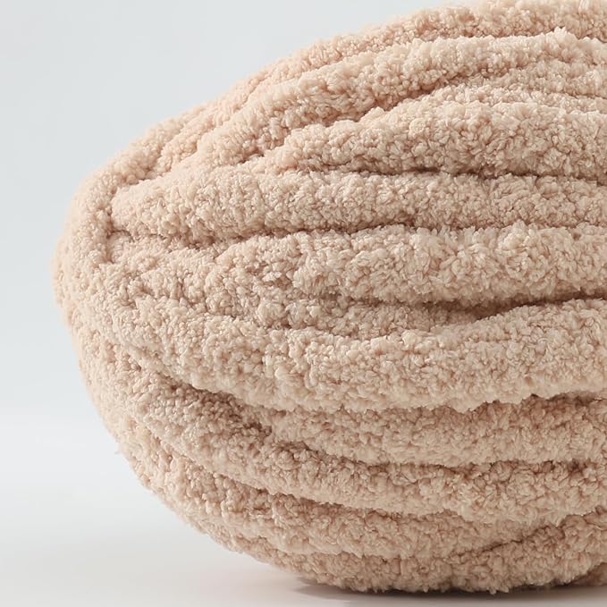 Chunky Yarn for Hand Knitting, No7 Thick Yarn, 250Grams 32Yards, Pack of 4, Perfect for Knitters and Crafters (Milk Tea Color)