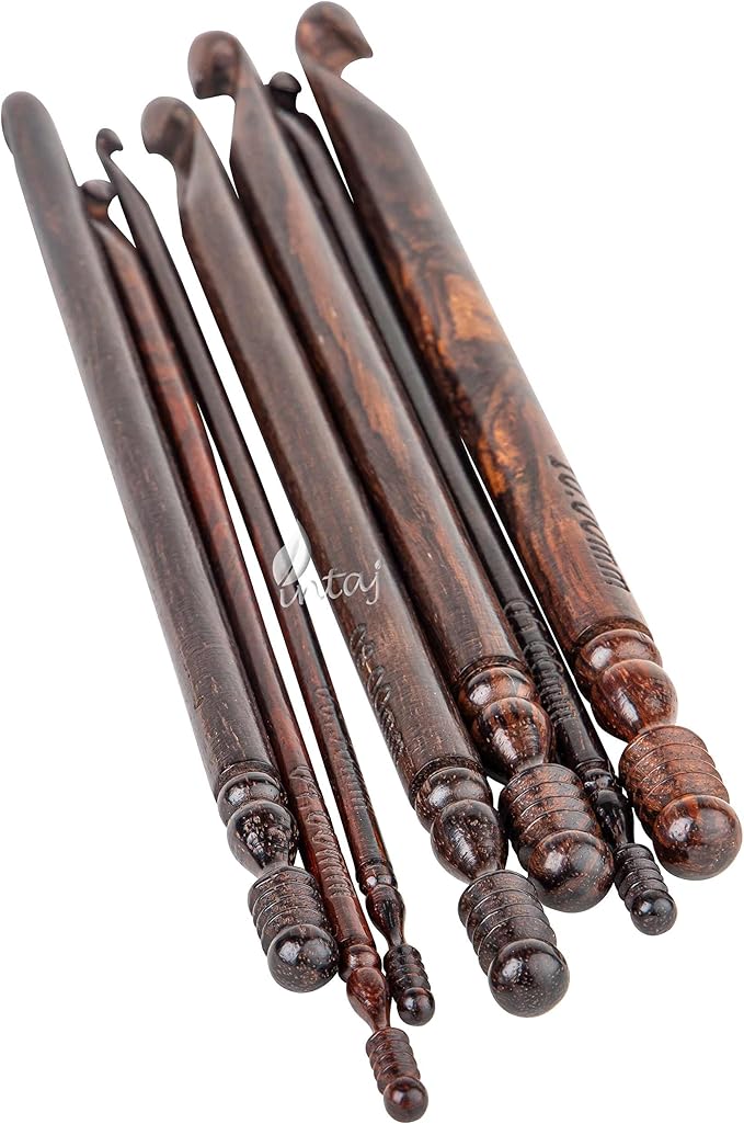 INTAJ Rosewood Jumbo Crochet Hook Set Handmade, 15 Sizes Upto 25MM Wooden Crochet Hooks for Knitting, Size Engraved - Wooden Yarn Bowl Crochet Hook Accessories (Set of 10 3.5-19mm, Rosewood)