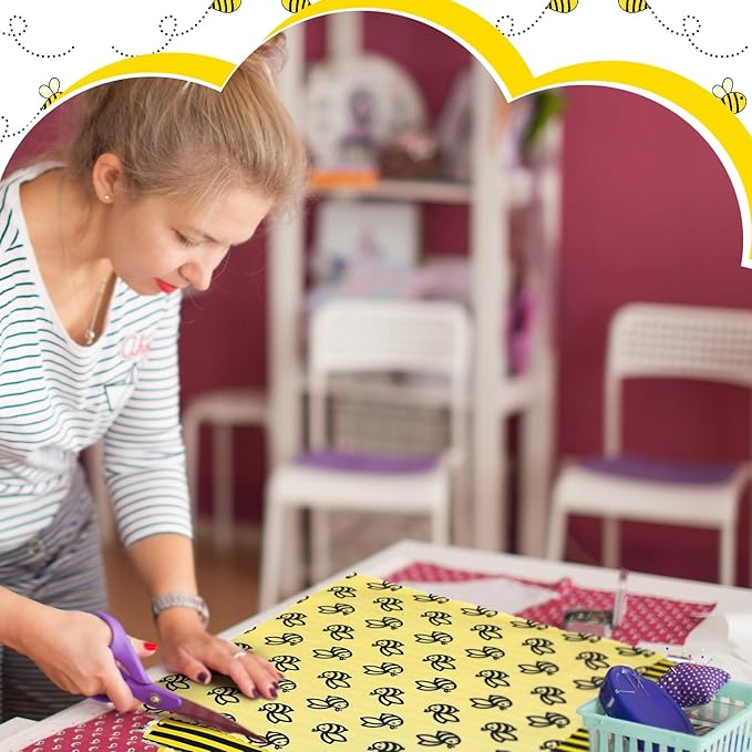 20 Pcs 10''x10'' Bee Quilting Fabric Square Bundle Honeycomb Daisy Gnomes Precuts Quilted Fabric Yellow Printed Patchwork Supplies for Holiday Summer Patchwork DIY Sewing Crafts