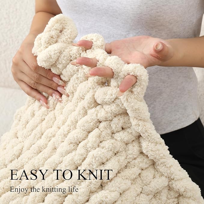 Chunky Yarn for Hand Knitting, No7 Thick Yarn, 250Grams 32Yards, Pack of 4, Perfect for Knitters and Crafters (Beige)