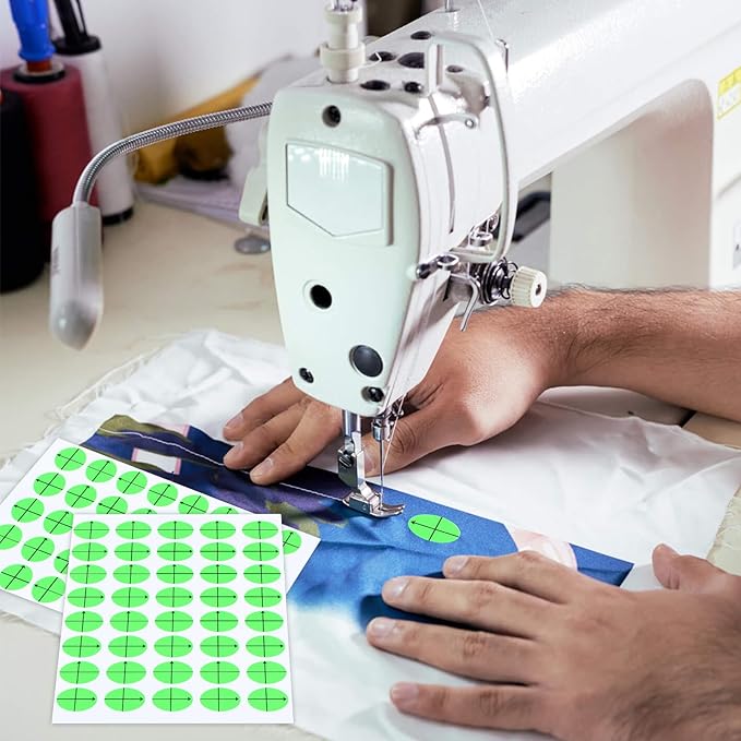 400 Pcs Embroidery Target Stickers, 3/4" x1/2" Machine Embroidery Placement Stickers Embroidery Target Labels Oval Planner Calendar Sticker Scrapbooking Crafting Stickers (Green)