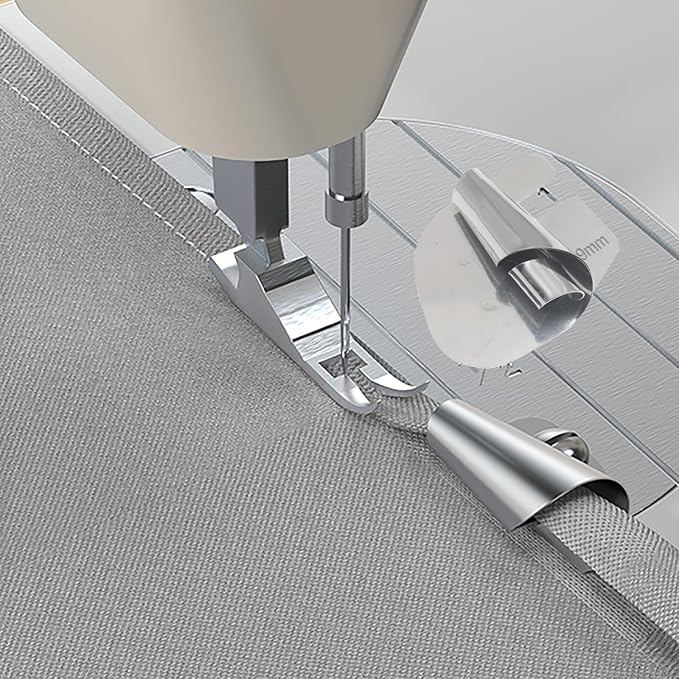 4pcs Sewing Rolled Hemmer Foot Stainless Steel Rolled Hem Presser Foot Universal Rolled Hem Foot for Sewing Machine (Silver)