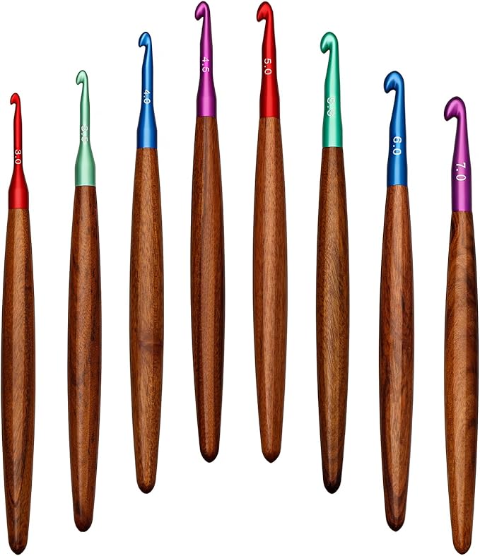 Nitlak Crochet Hooks 8 PCS, 3mm-7mm Ergonomic Crochet Hook Set, Aluminum Crochet Hook with Wooden Handle, Crochet Needles for Arthritic Hands (3mm/3.5mm/4mm/4.5mm/5mm/5.5mm/6mm/7mm)