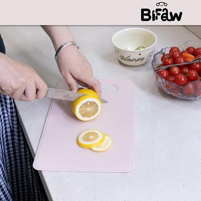 2 Pcs Silicone Flexible Cutting Boards Mats with BPA free Plastic Non Slip backplane for Meat and Vegetables (White and Red)