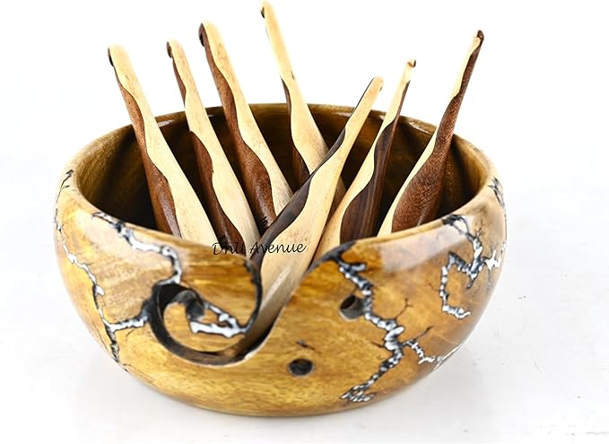 7-Piece Wooden Crochet Hook Set with Yarn Bowl – Sizes 4mm to 10mm, Smooth Handmade Bamboo Crochet Hooks for Yarn, Ergonomic Crochet Tools for Beginners & Experts