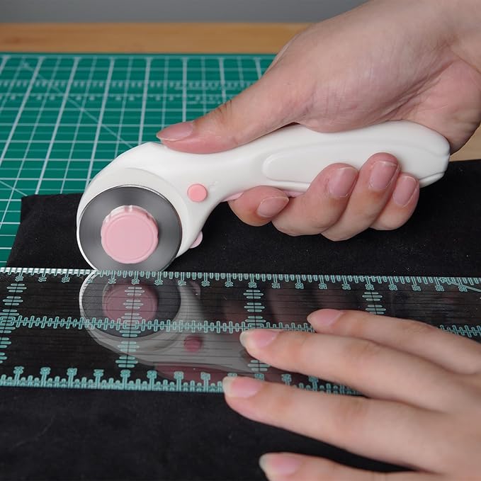 MANUFORE Pink Professional Sewing Scissors Set: Big and Small Scissors, Rotary Cutter with 3pcs Extra Blades for Cutting Fabric