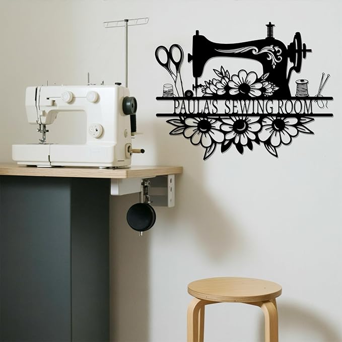 Custom Sewing Machine Sign, Personalized Name Sewing Room Decor with Quilting Supplies Pattern, Customized Mother's Day Quilting Gifts for Quilters Women Mom Grandma Wife Sewing Lover