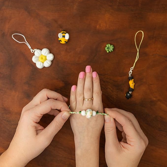 White Air Dry Foam Clay Bulk Pack - Squishy, Soft Clay for Slime, Cosplay, Modeling, Molding, Sculpting, Arts & Crafts Projects - No-Bake Craft Clay in a Standup Zip Bag - Pack of 2 (1.1 Pounds Each)