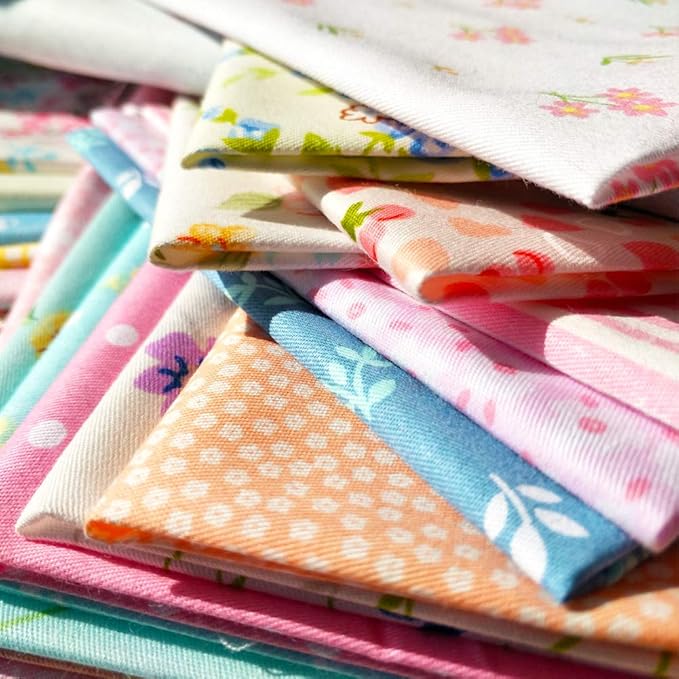 flic-flac 50pcs 10 x 10 inches (25cmx25cm) Cotton Fabric Squares Quilting Sewing Floral Precut Fabric Square Sheets for Craft Patchwork (50pcs 25cm*25cm)