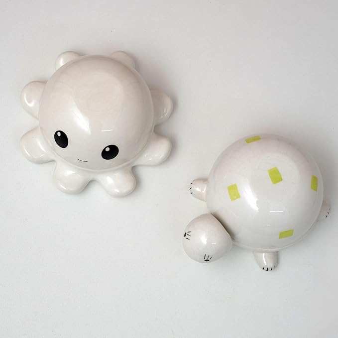 Ceramic Paint Palette Cute Octopus Design Perfect Watercolor Tray Reusable Mixing Trays Porcelain with Lid Ideal Gift for All Ages Art Supplies for Kids and Adults Creative Painting Experience