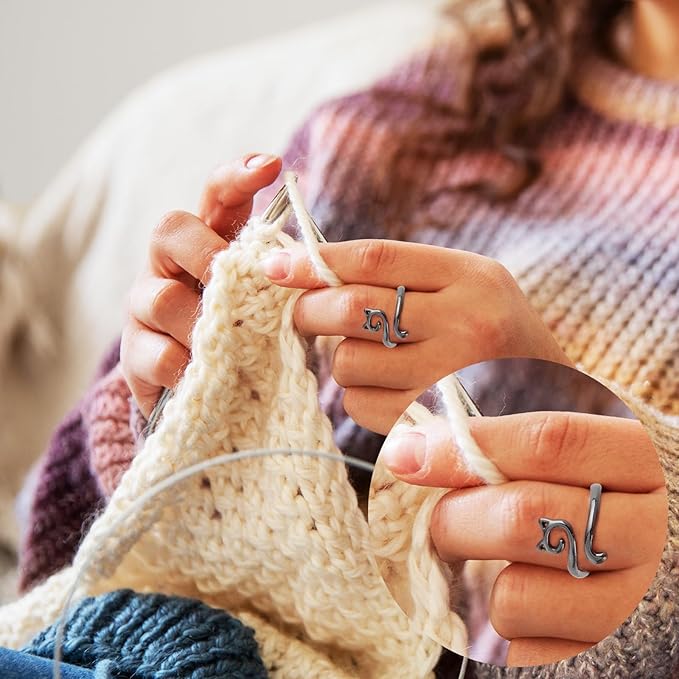 YUXIANLB 4pcs Knitting Crochet Loop Ring for Fingers Metal Open Yarn Guide Crochet Rings Adjustable Braided Faster Knitting Thimbles Holders Accessories for Crochet Mother Grandma Gifts (Multicolor)