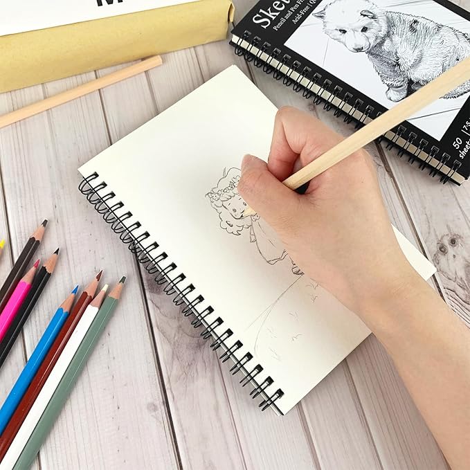 DSTELIN 7.5 x 5.1 Inch Sketch Book, 50 Sheets,100gsm, Spiral Bound Black Hardcover with Dog Cover, Ideal for Sketching and Drawing