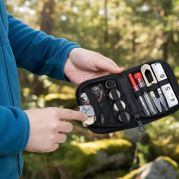 Survival Sewing Kit with Buttons, Complete Thread Needle Repair Tools Small Repair Tools in Durable Nylon Case with Zipper Closure for Emergency Everyday Use Home Outdoor Travel