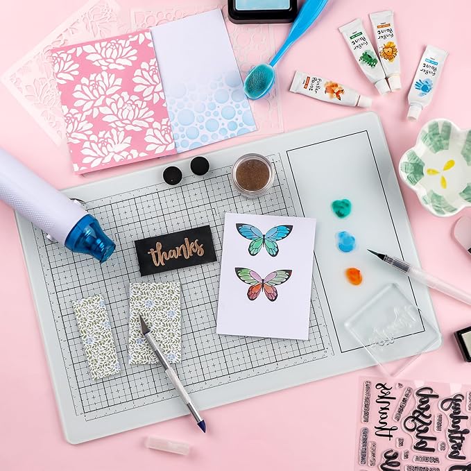 BAOFALI Magnetic Glass Craft Mat; 15.75"x10.24"Heat Resistant Glass Media Cutting Mat W/MagnetsGridlines and Measurements; for Cutting, Stamping, Mixed Media, Heat Embossing and Hot Glue Projects