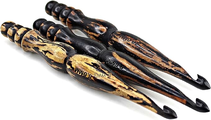 13-Piece Wooden Crochet Hook Set – Sizes 3.5mm to 12mm, Smooth Handmade Bamboo Crochet Hooks for Yarn, Ergonomic Lightweight Knitting & Crochet Tools for Beginners & Experts