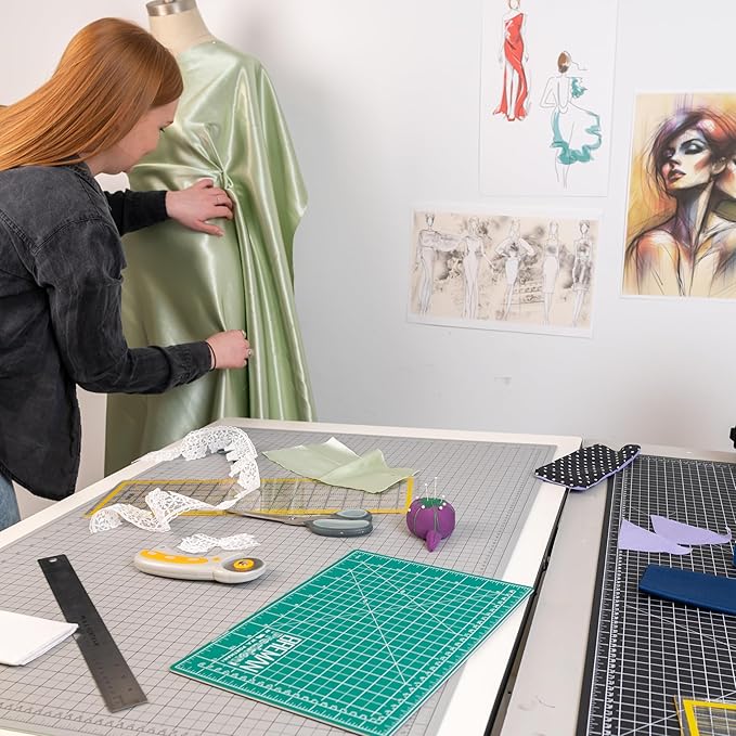 Breman Precision 9x12 Inch Self Healing Cutting Mat – 2-Sided 5-Ply PVC Green/Black Cutting Mats for Crafts, Sewing, Quilting & DIY Projects with Durable Non-Slip Surface & Precise Grid Lines