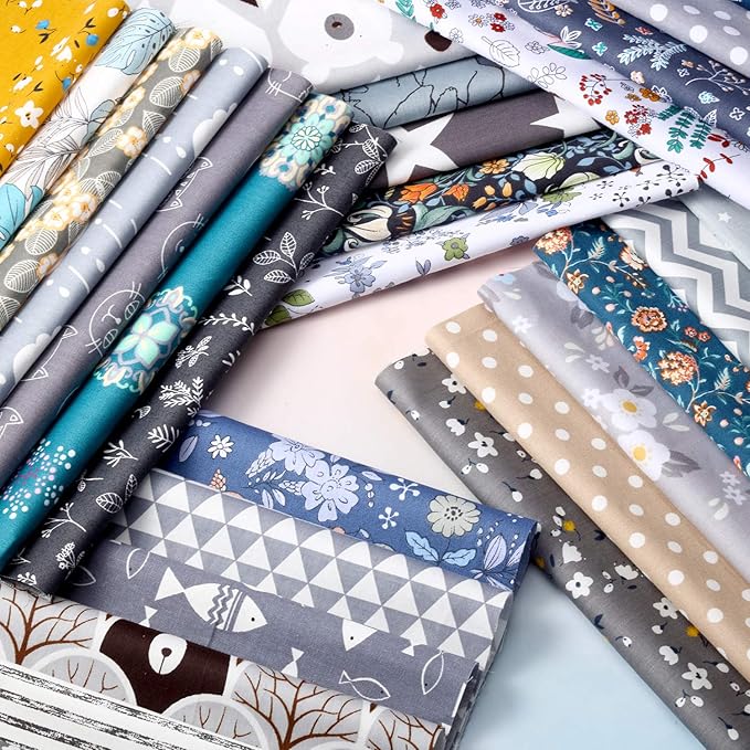 30 Pieces 10 x 10 Inches Cotton Fabric Bundle Squares Patchwork Floral Fabric Sewing Quilting Bundles Assorted Pattern Cloth for DIY Scrapbook Craft Making(Classic)