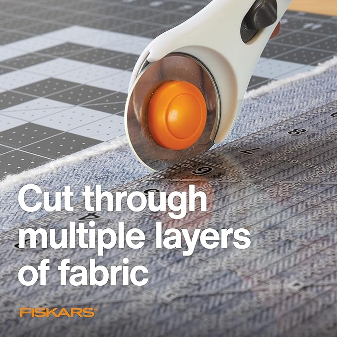Fiskars 45mm Rotary Blade 2-Pack, Replacement Blades for Rotary Cutters, Precision Cutting for Quilting and Sewing