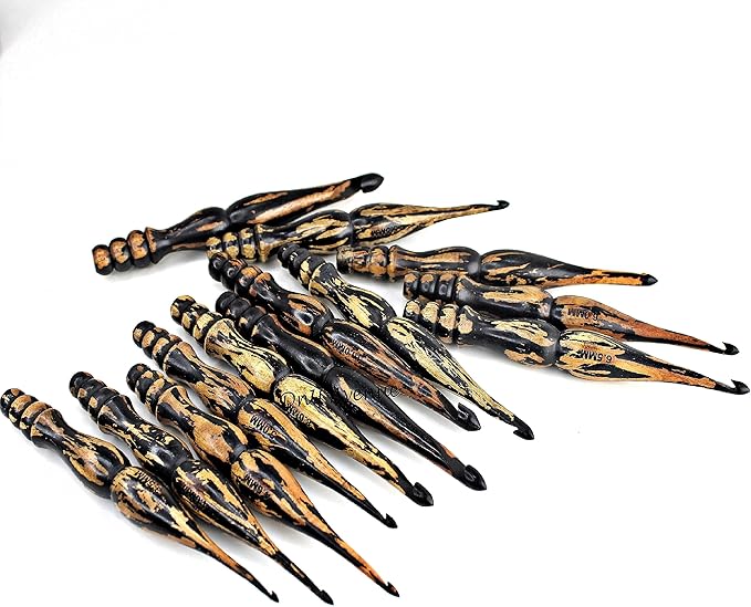 13-Piece Wooden Crochet Hook Set – Sizes 3.5mm to 12mm, Smooth Handmade Bamboo Crochet Hooks for Yarn, Ergonomic Lightweight Knitting & Crochet Tools for Beginners & Experts