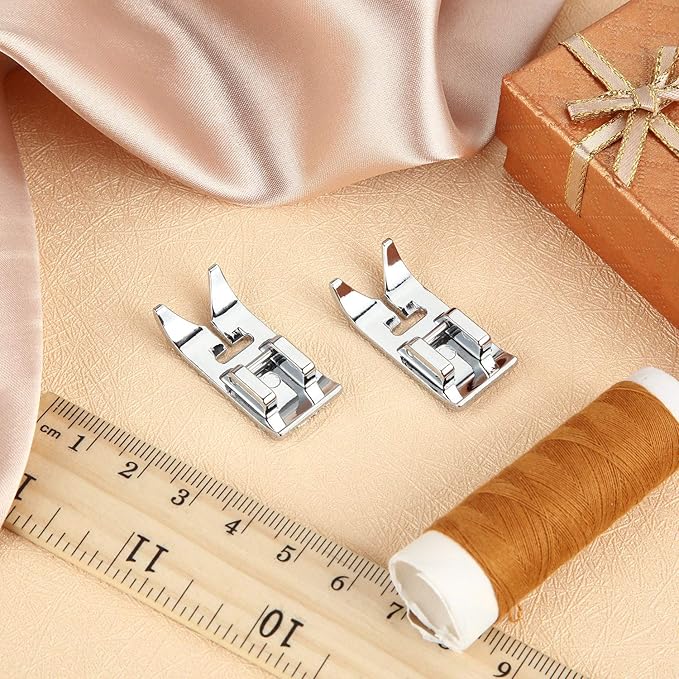 Mudder 2 Pcs Zig Zag Straight Stitch Presser Foot Universal General Purpose Zigzag Snap Foot Compatible with Singer, Brother, Janome, Kenmore, Babylock, Domestic Sewing Machines