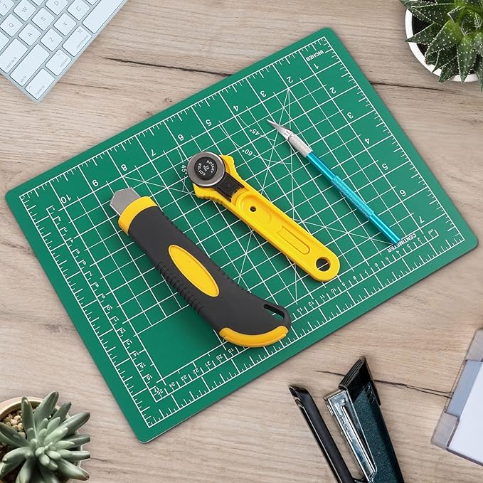 DIYSELF Cutting Mat 12in×18in, Cutting Mats for Crafts, Self Healing Cutting Mat A3, Fabric Cutting Mats Double Side for Sewing, Quilting, Craft Mat for Desktop