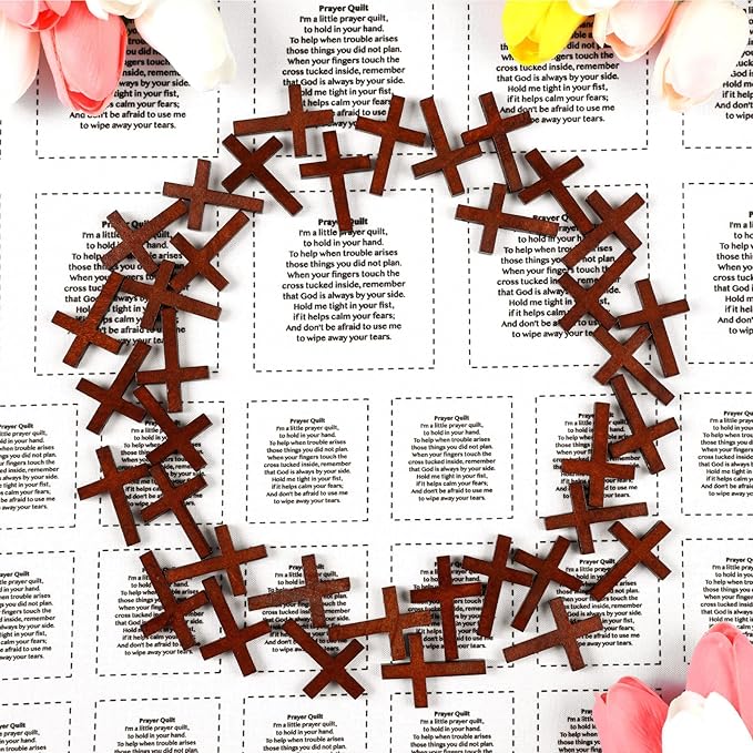 Ceenna Pocket Prayer Quilt Panel Squares with Small Wooden Crosses Mini Scripture Pocket Prayer Quilt Religious Spiritual Gift for Friend Family Easter Reward Gift