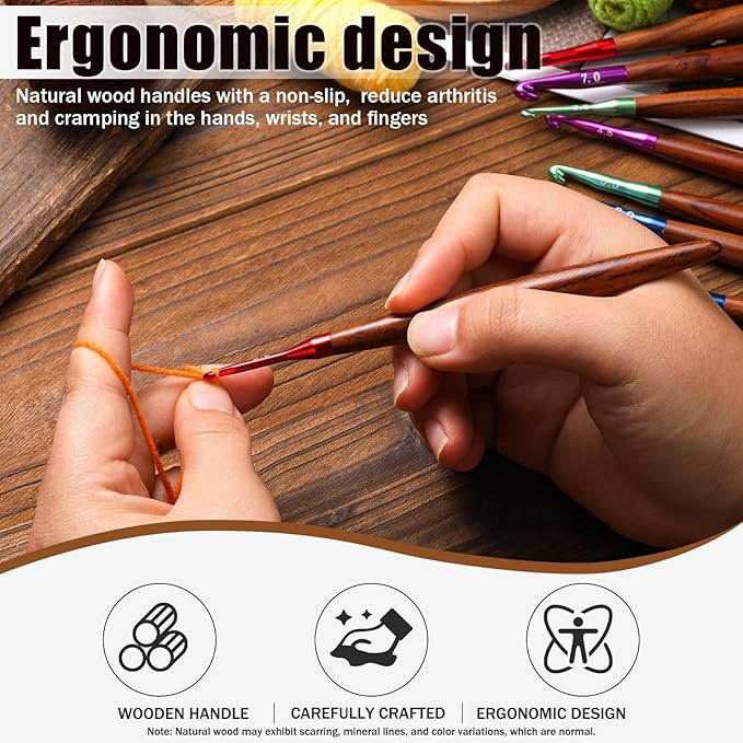Giwrmu 3 Pcs Crochet Hooks, 3.5mm/4.5mm/5.5mm Ergonomic Crochet Hook, Colored Aluminum Crochet Hook with Wooden Handle Crochet Needle for Crocheting Yarn