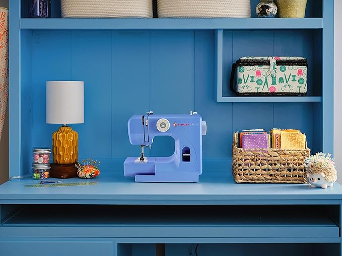 SINGER M1000 Mending Machine | Compact, Lightweight & Portable With 32 Stitch Applications & LED Light | Great for Light to Medium Weight Fabrics & Repairs – Blue