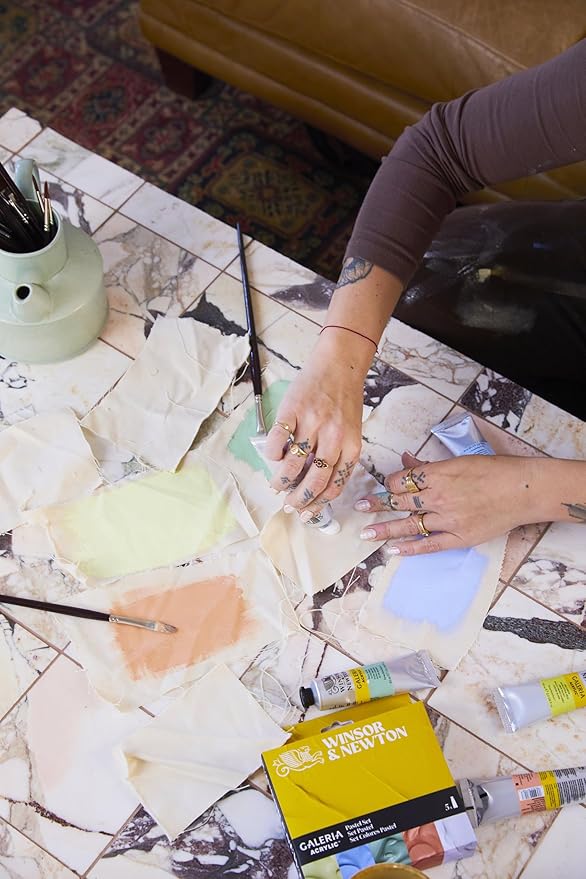 Winsor & Newton Galeria Acrylic Paint Set, 5 x 60ml (2-oz) Tubes, Pastel