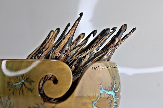Wooden Yarn Bowl with Golden Design & 13-Piece Crochet Hook Set – Sizes 3.5mm to 12mm, Smooth Bamboo Crochet Hooks for Yarn, Ergonomic Knitting & Crochet Tools for Beginners & Experts