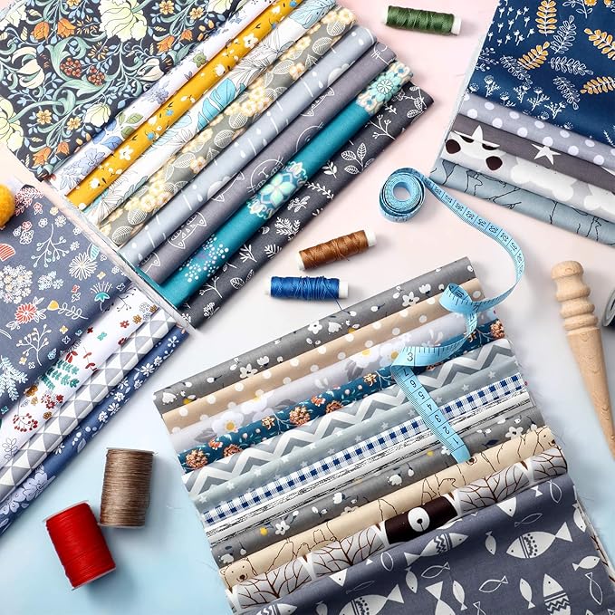 30 Pieces 10 x 10 Inches Cotton Fabric Bundle Squares Patchwork Floral Fabric Sewing Quilting Bundles Assorted Pattern Cloth for DIY Scrapbook Craft Making(Classic)