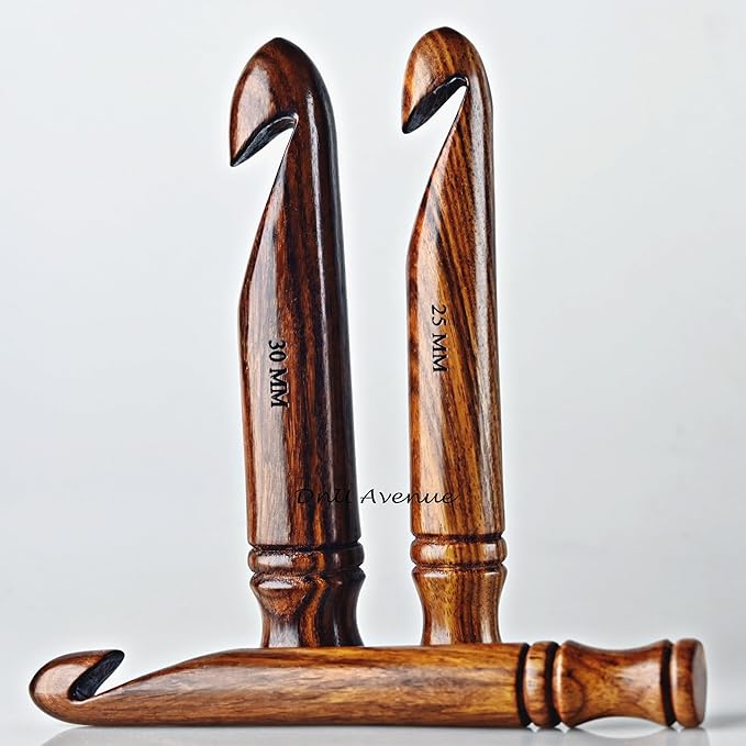 Jumbo Wooden Crochet Hook Set – Large Size Bamboo Crochet Hooks for Chunky Yarn, Ergonomic Smooth Crochet Tools for Beginners & Experts