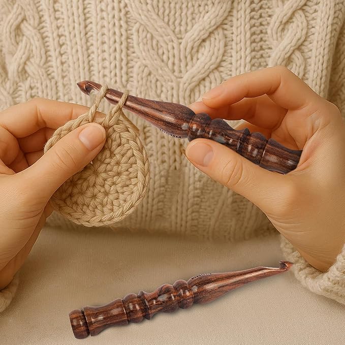 Wooden Crochet Hook Set of 13, Ergonomic Soft Grip Handles for Arthritis & Hand Pain, 3.5mm–12mm Crochet Needles for Beginners, Knitting & Yarn Crafts