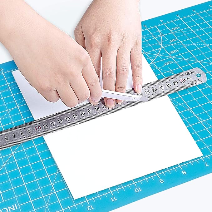 TCAIRG Self Healing Cutting Mat 18"x12" Non-Slip PVC Double Sided 5-Ply A3 Art Craft Rotating Mat,Sewing Crafts Hobby Fabric Precision Scrapbooking Project(Blue/Light blue)