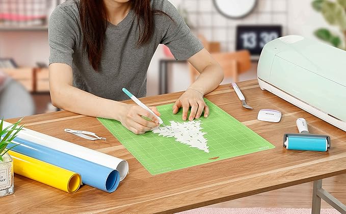 AOOIIN 12 x 12 inch LightGrip Cutting Mat for Cricut Explore One/Air/Air 2/3/4/Maker/Maker 3/Maker 4 Adhesive Non-Slip Cut Mats Replacement Accessories for Cricut, 3 Pack