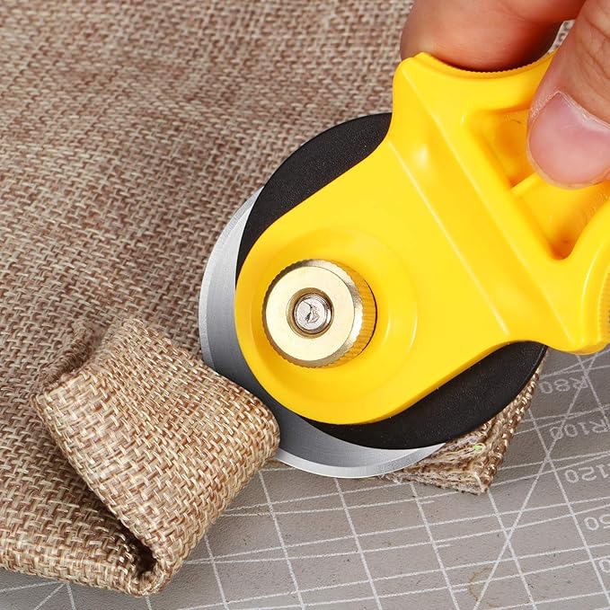 Mudder 36 Packs Rotary Cutter Blades Replacement Blades Compatible with Martelli Truecut Cutter for Patchwork Leather Quilting Sewing Arts Crafts (28 mm)