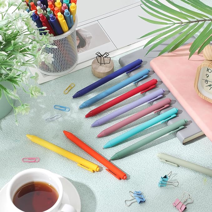 Crtiin 50 Pcs Gel Ink Pens Bulk, Black Ink 0.5mm Fine Point Retractable Pen Smooth Writing Office Supplies for Teacher Server Nurse Christmas Charity Donation Valentine (Rainbow Colors)